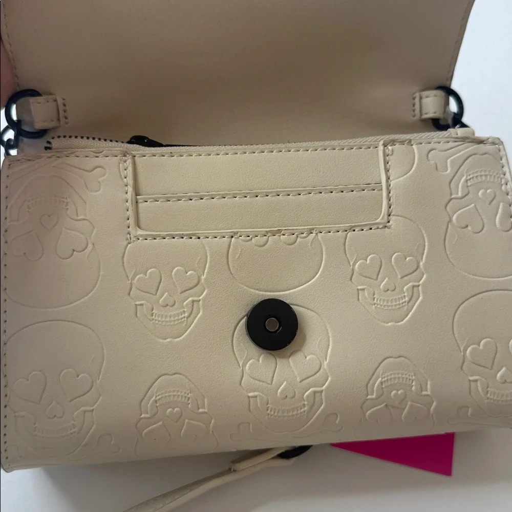 Betsey Johnson Faux Leather Skull and Crossbones Crossbody Bag Purse